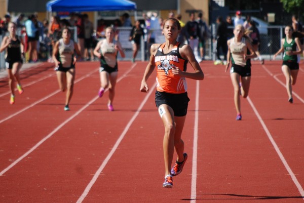 Kirsten Carter had a prep best in the 400 at 59.01.